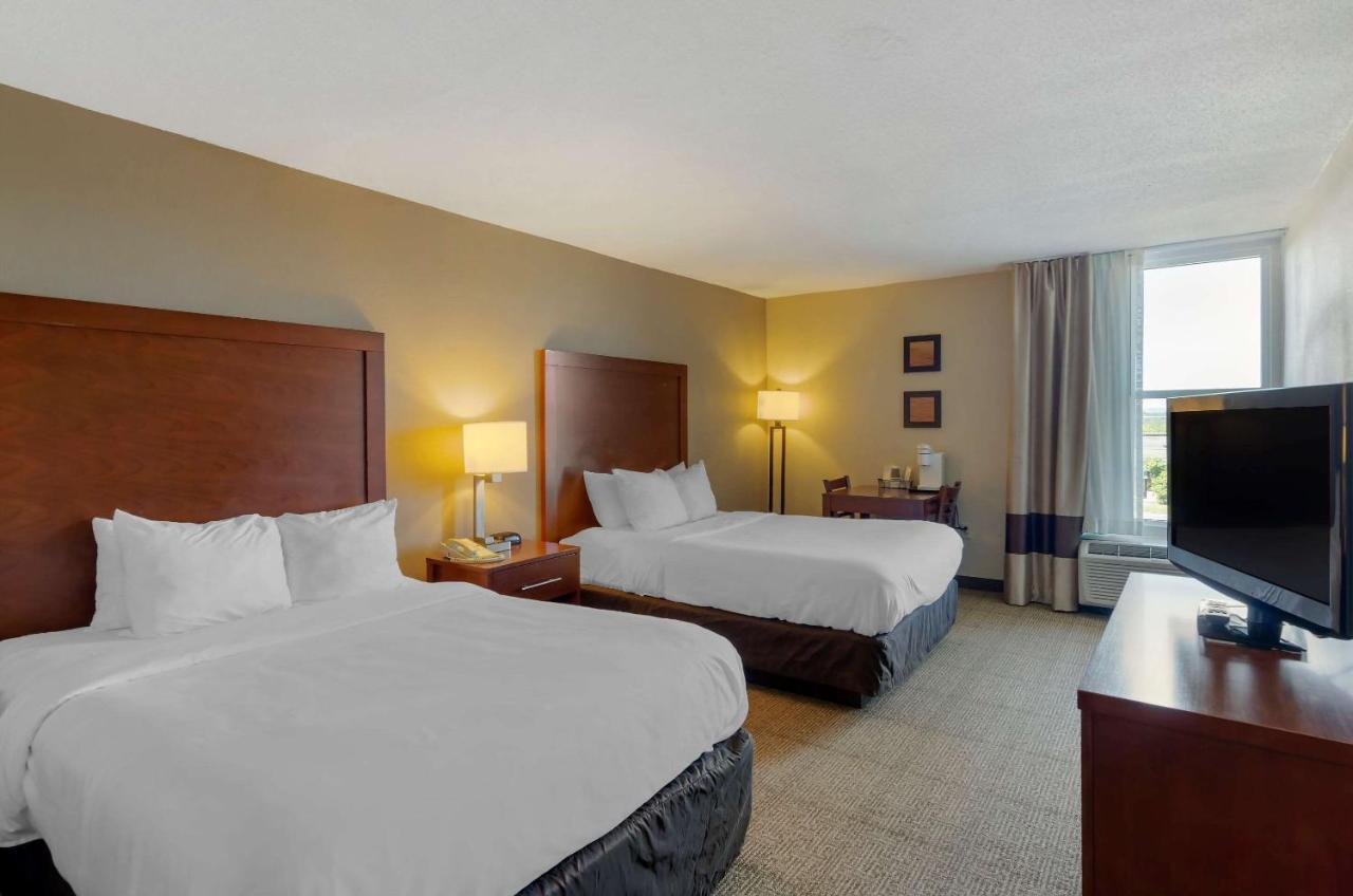 Comfort Inn Blacksburg University Area מראה חיצוני תמונה