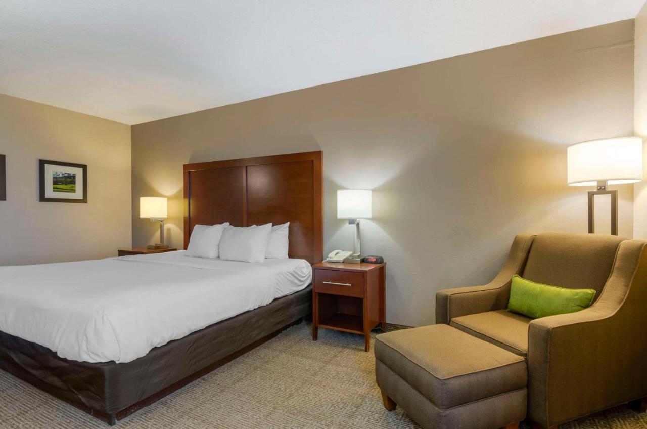 Comfort Inn Blacksburg University Area מראה חיצוני תמונה