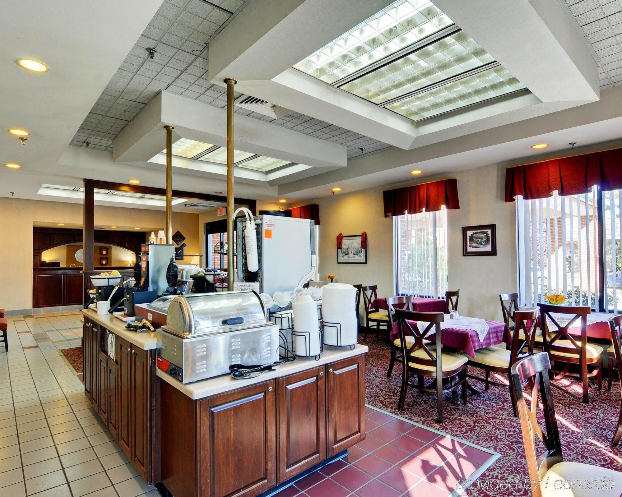 Comfort Inn Blacksburg University Area מראה חיצוני תמונה